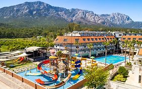Dedeman Kemer Resort